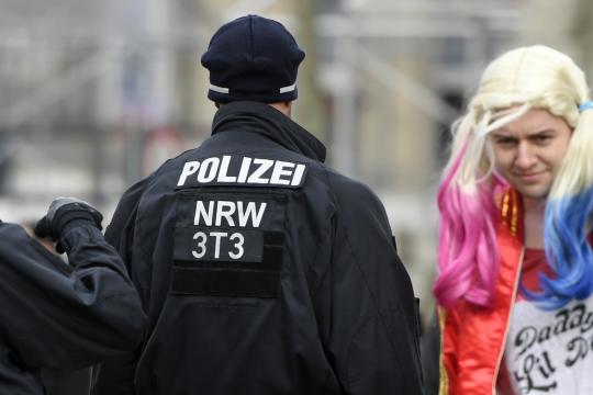 Politie Keulen carnaval 2020 AFP