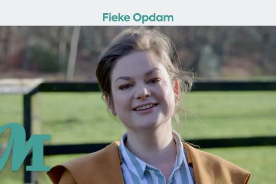 Van jongste non van Nederland naar Cameretten finaliste, het bijzondere verhaal van Fieke Opdam