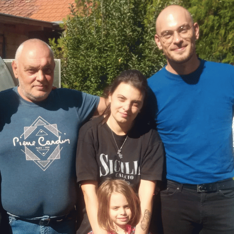 Martin met Bulgaarse familie in Spoorloos