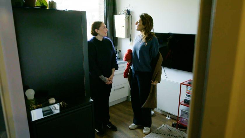 Pointer - Pointer verslaggeefster Anna Gimbrère bezoekt een huurder