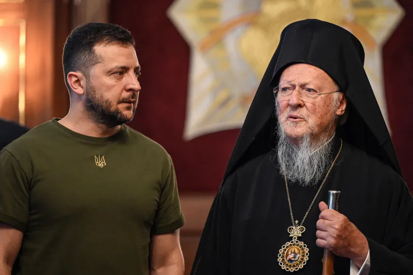 Ecumenical Patriarch Bartholomew I (R) and Ukraine's President Volodymyr Zelensky (L) attend a joint press conference at the Patriarchal Church of Saint George in Istanbul, on July 8,2023.  OZAN KOSE / AFP