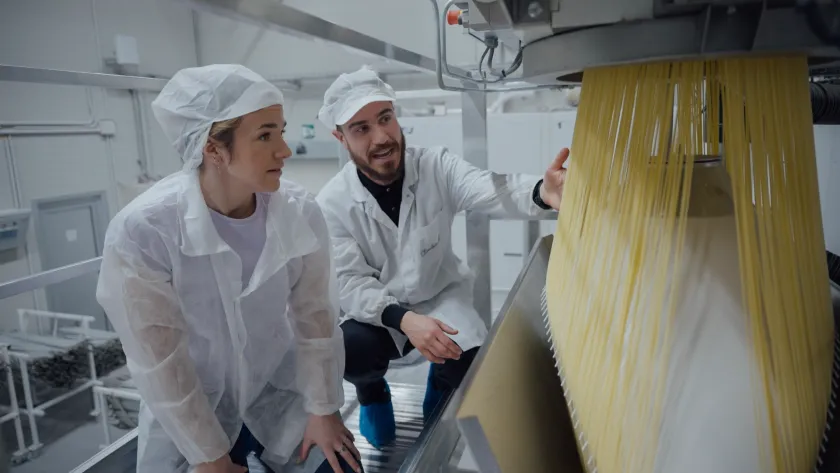 Keuringsdienst van Waarde - pasta-expert Claudio