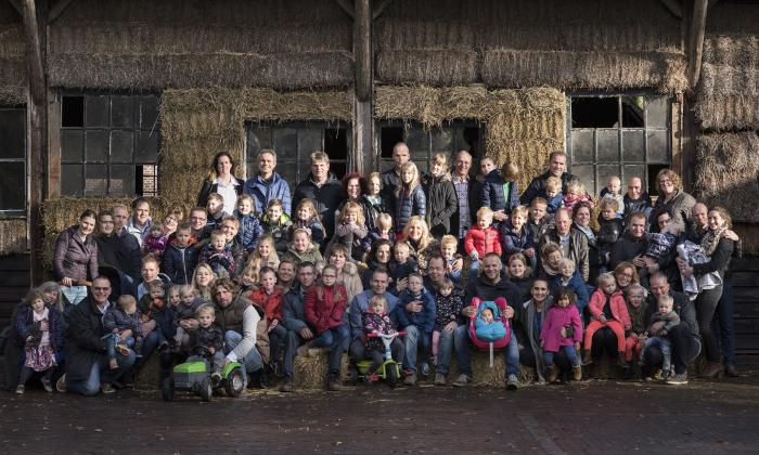 Boer zoekt Vrouw Special: Yvon met BzV-kinderen en hun ouders