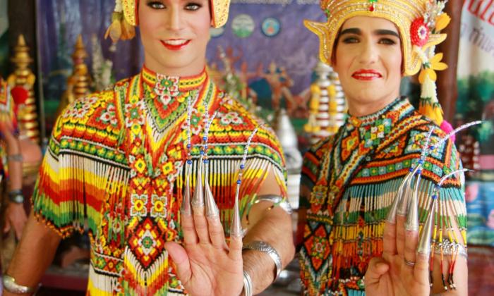Dance Around The World: Jan Kooijman en Ish ait Hamou in Thaliand
